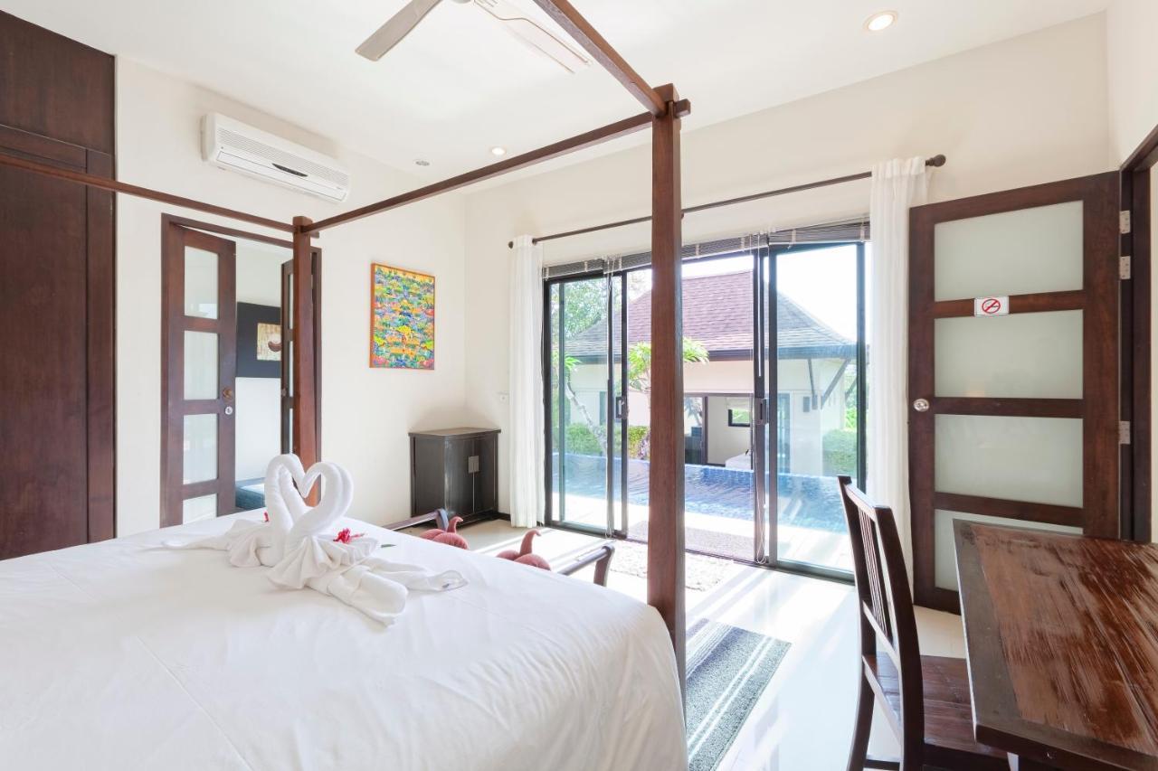Foxtail Palm Villa Rawai Bagian luar foto